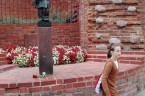 Idąc z Pałacu Prezydenckiego w Warszawie na stare miasto przechodziłem z kolegami koło  pomnika Małego Powstańca postawionego przy murach obronnych Starego Miasta w hołdzie dzieciom- powstańcom  warszawskim. Jak zwykle bywa […]