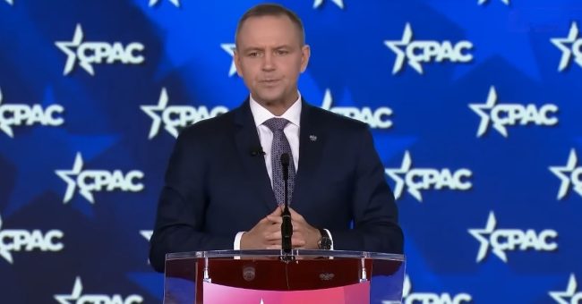 “Wszystko to, co mówił prezydent Karol Nawrocki, (…) cały ten przekaz, sama ta obecność tak naprawdę wskazuje na to,  że polski prezydent i jego otoczenie, bo ja nie wiem na [&hellip;]