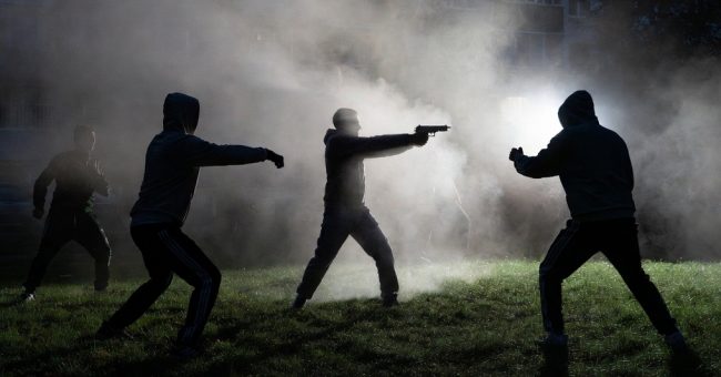 Z perspektywy moralnej, jak pisze ojciec Ślipko, śp. prof. Etyki, to napastnik odbiera sobie życie rękoma obrońcy. To jest bardzo ważne, żebyście Państwo to zapamiętali. Jeżeli ktoś napada osobę, która [&hellip;]