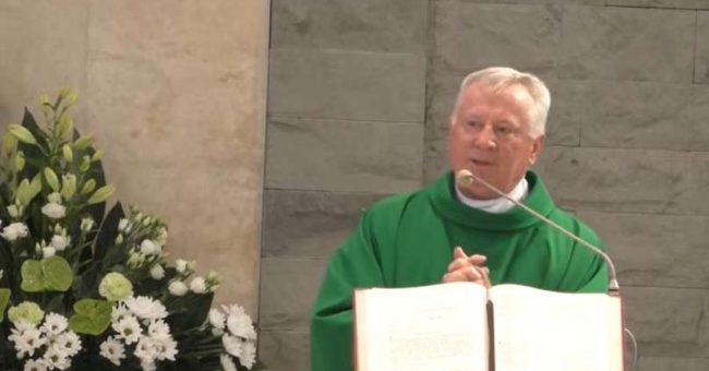I proszę, dzisiaj w medycynie, w polskiej medycynie, jeśli ktoś powie, że ostateczną i definitywną granicą życia ludzkiego ciała jest śmierć serca, to nie ukończy i nie zda nawet jednego [&hellip;]