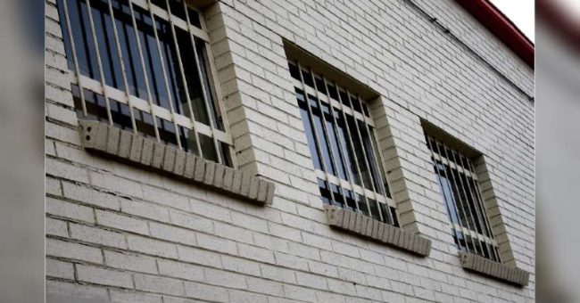 Licznych przykładów na przyspieszone odbieranie podstawowych praw obywatelskich mamy bez liku. Do niedawna głównym źródłem represji była ochrona mniejszości i wartości, wskazanych przez lewactwo. Tak uderzano w obrońców życia poczętego [&hellip;]