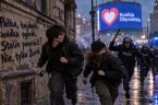 W 2023 roku powstało ugrupowanie polityczne „Trzecia Droga”. Wydarzenie to wynikło ze zwykłej rutyny politycznego marketingu znanej jako zasada „dziel i rządź”. Bodźcem decydującym były ambiwalencje i ambitendencje znacznej części [&hellip;]